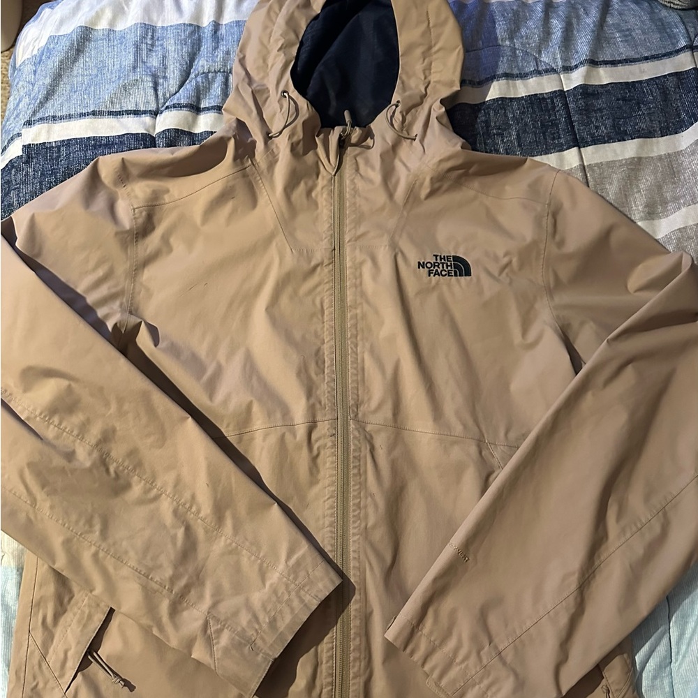 The North Face Tan Raincoat Lightweight Water-Resistant